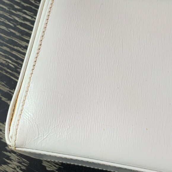 Vintage Paloma Picasso White Crossbody Bag Gold Chain - Picture 3 of 7